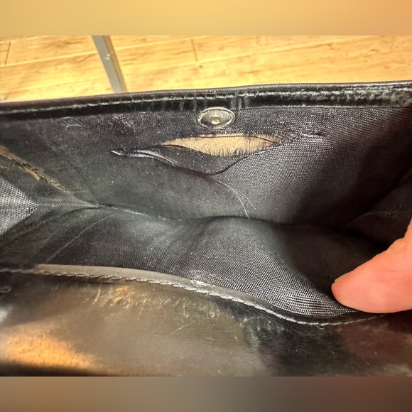 PRADA Spazzolato Leather Compact Wallet - Picture 12 of 14